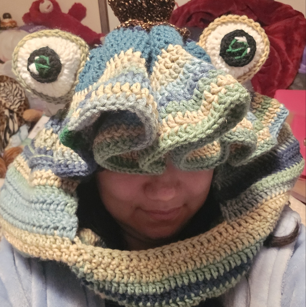 Handmade crochet frog hood